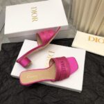D Dway Heeled Slide (دي دواي بكعب صندل) - Image 2