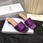 D Dway Heeled Slide (دي دواي بكعب صندل)