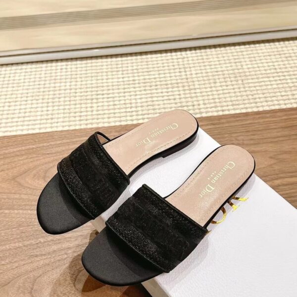 D Dway Heeled Slide ( دي دواي بكعب سليبر )