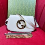 Blondie Shoulder Bag (حقيبة كتف  بلوندي)