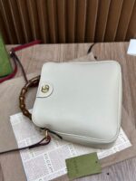 Diana Bamboo Shoulder Bag (حقيبة "ديانا" بمقبض الخيزران) - Image 7