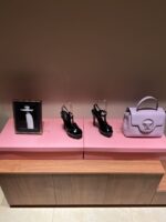 High Heel Platform Sandals ( بكعب عالٍ ومنصّة صنادل) - Image 4