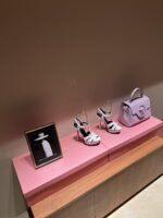 High Heel Platform Sandals ( بكعب عالٍ ومنصّة صنادل) - Image 3