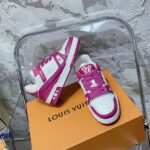 LV Trainer Sneaker (حذاء “لوي ترينر سنيكرز) - Image 6