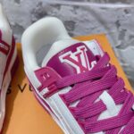 LV Trainer Sneaker (حذاء “لوي ترينر سنيكرز) - Image 7
