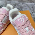 LV Trainer Sneaker (حذاء “لوي ترينر سنيكرز) - Image 7