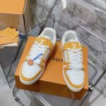 LV Trainer Sneaker (حذاء “لوي ترينر سنيكرز) - Image 5