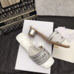 D Dway Heeled Slide (دي دواي بكعب صندل) - Image 7