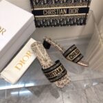 D Dway Heeled Slide (دي دواي بكعب صندل) - Image 9