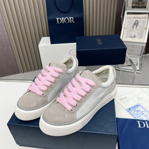 D Tears Sneaker ( حذاء دي تيرز سنيكرز)