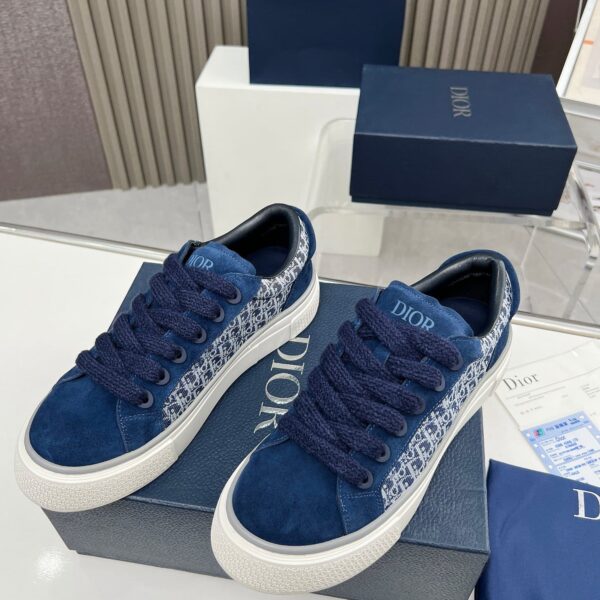 D Tears Sneaker ( حذاء دي تيرز سنيكرز)