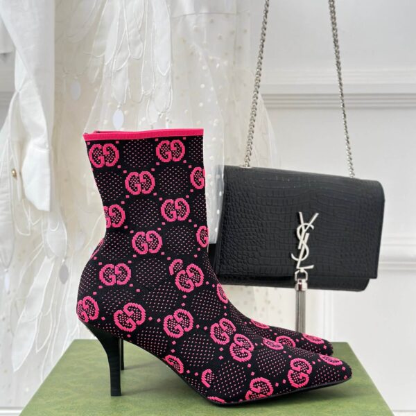 GG Knit Ankle Boots (جی جی حذاء كاحل محبوك)