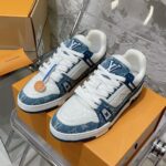LV Trainer Sneaker (حذاء “لوي ترينر سنيكرز)