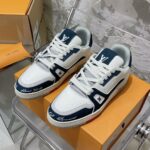 LV Trainer Sneaker (حذاء “لوي ترينر سنيكرز)