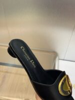 D Heeled Slide (دي صندل بكعب ) - Image 7