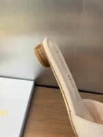D Heeled Slide (دي صندل بكعب ) - Image 7