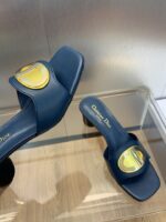 D Heeled Slide (دي صندل بكعب ) - Image 3
