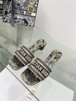 D Dway Heeled Slide (دي دواي بكعب صندل) - Image 8