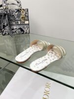 D Dway Heeled Slide (دي دواي بكعب صندل) - Image 6