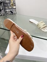 D Dway Heeled Slide (دي دواي بكعب صندل) - Image 8