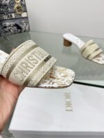 D Dway Heeled Slide (دي دواي بكعب صندل) - Image 8