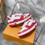 LV Trainer Sneaker (حذاء “لوي ترينر سنيكرز) - Image 3