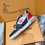 LV Trainer Sneaker (حذاء “لوي ترينر سنيكرز) - Image 7