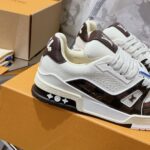 LV Trainer Sneaker (حذاء “لوي ترينر سنيكرز) - Image 6
