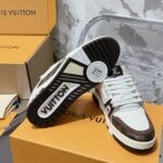LV Trainer Sneaker (حذاء “لوي ترينر سنيكرز) - Image 7