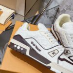 LV Trainer Sneaker (حذاء “لوي ترينر سنيكرز) - Image 7