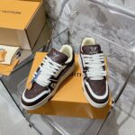 LV Trainer Sneaker (حذاء “لوي ترينر سنيكرز) - Image 7