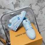 LV Trainer Sneaker (حذاء “لوي ترينر سنيكرز) - Image 4