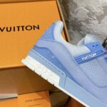LV Trainer Sneaker (حذاء “لوي ترينر سنيكرز) - Image 2