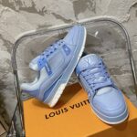 LV Trainer Sneaker (حذاء “لوي ترينر سنيكرز) - Image 4