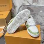 LV Trainer Sneaker (حذاء “لوي ترينر سنيكرز) - Image 6