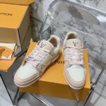 LV Trainer Sneaker (حذاء “لوي ترينر سنيكرز) - Image 5