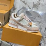 LV Trainer Sneaker (حذاء “لوي ترينر سنيكرز) - Image 9