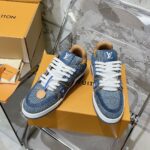 LV Trainer Sneaker (حذاء “لوي ترينر سنيكرز) - Image 5