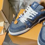 LV Trainer Sneaker (حذاء “لوي ترينر سنيكرز) - Image 9