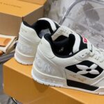 LV Trainer Sneaker (حذاء “لوي ترينر سنيكرز) - Image 5