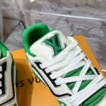 LV Trainer Sneaker (حذاء “لوي ترينر سنيكرز) - Image 6