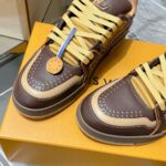 LV Trainer Sneaker (حذاء “لوي ترينر سنيكرز) - Image 3