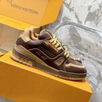 LV Trainer Sneaker (حذاء “لوي ترينر سنيكرز) - Image 6