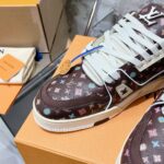 LV Trainer Sneaker (حذاء “لوي ترينر سنيكرز) - Image 5
