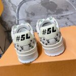 LV Trainer Sneaker (حذاء “لوي ترينر سنيكرز) - Image 8