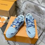 LV Trainer Sneaker (حذاء “لوي ترينر سنيكرز) - Image 9