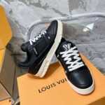 LV Trainer Sneaker (حذاء “لوي ترينر سنيكرز) - Image 2
