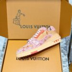 LV Trainer Sneaker (حذاء “لوي ترينر سنيكرز) - Image 8