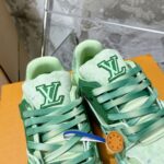 LV Trainer Sneaker (حذاء “لوي ترينر سنيكرز) - Image 6