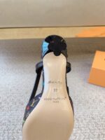 LV Cherie Pumps (أحذية شيري بامب) - Image 6